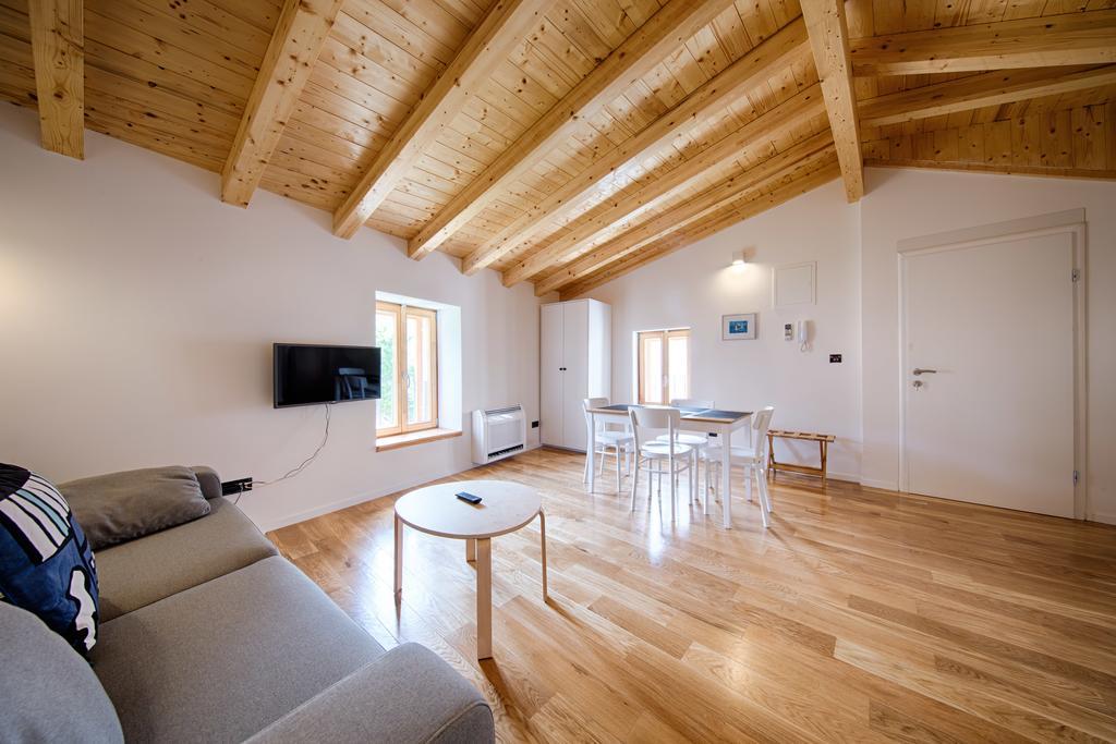 Apartments Villa Glorija Komiža Esterno foto